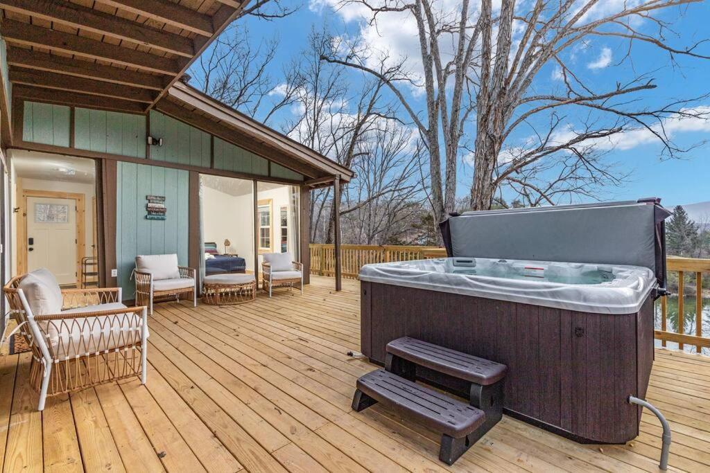 Lazy Lake 3Br Cabin W/ Mtn Views + Hot Tub +Wi-Fi Luray Esterno foto