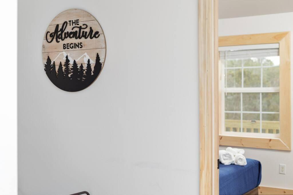Lazy Lake 3Br Cabin W/ Mtn Views + Hot Tub +Wi-Fi Luray Esterno foto